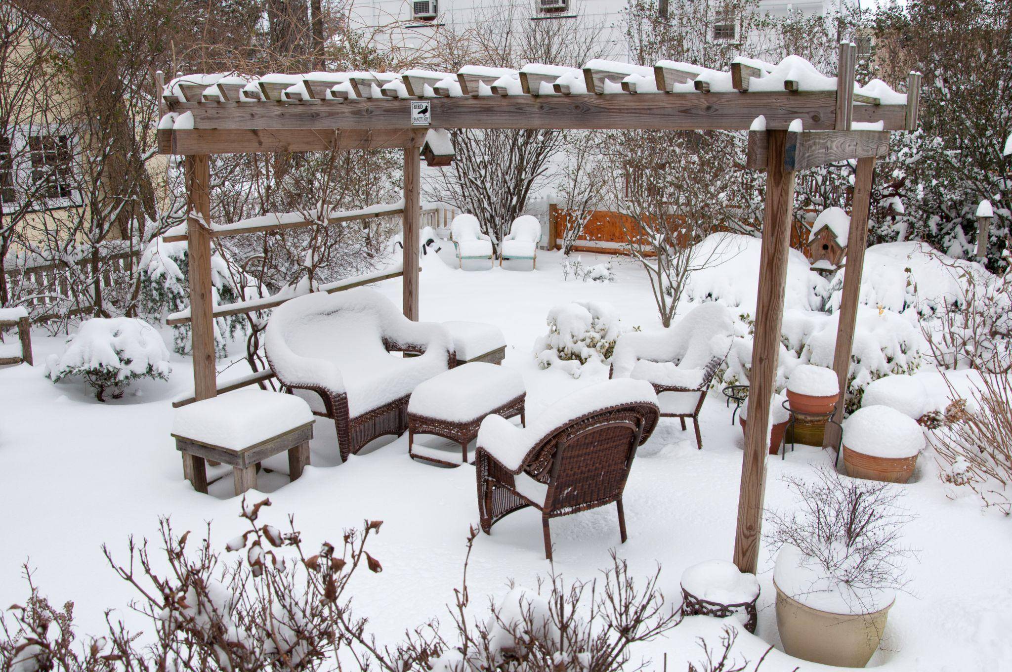 5 Ways to Update Your Backyard or Patio for Winter