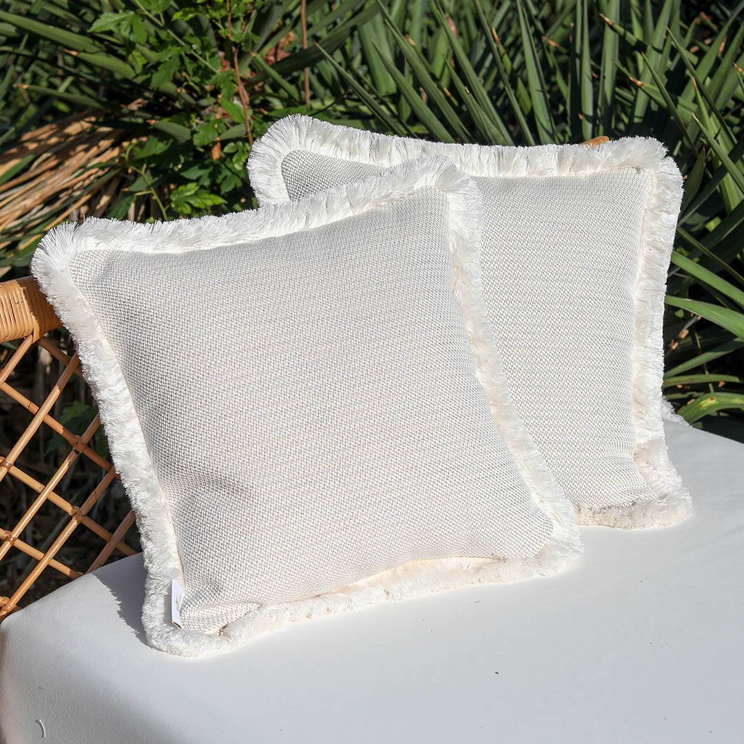 BAJA Indoor | Outdoor White Textured Woven Pillow w/ Fringe